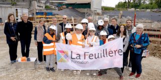 Pose de la première pierre!